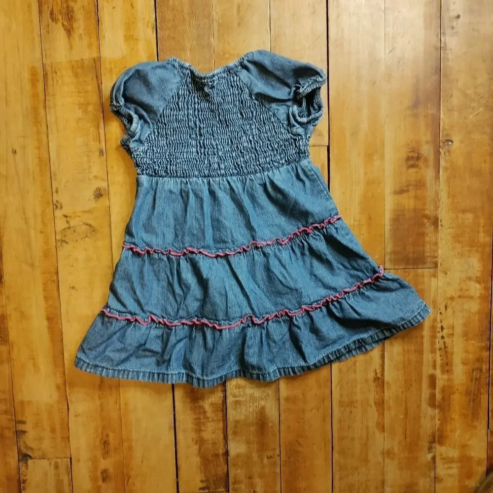 Gap 2T denim dress vintage girls minimalist smocked chest tiered skirt cotton